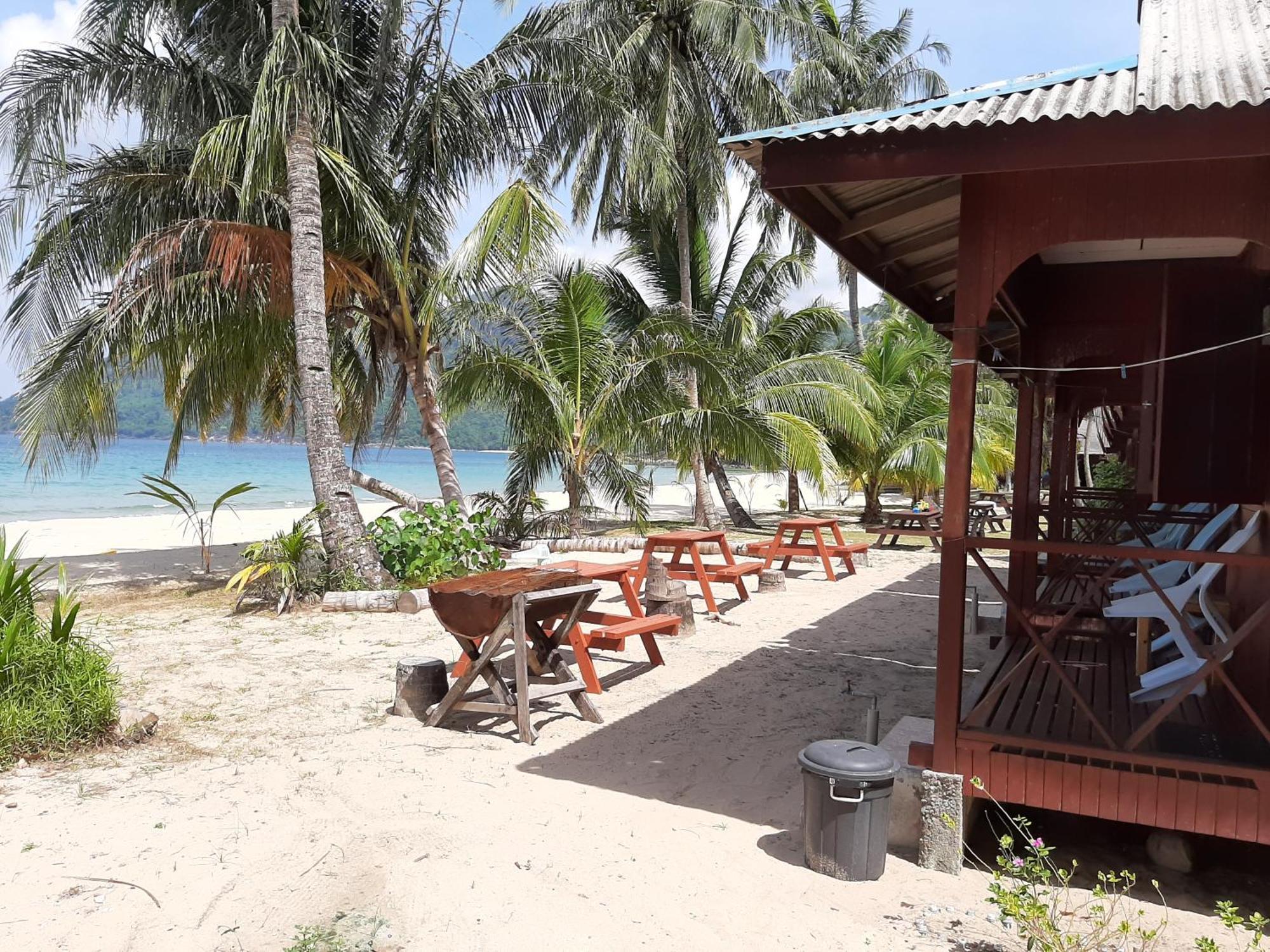 Permai Chalet Tioman Kampong Juara エクステリア 写真
