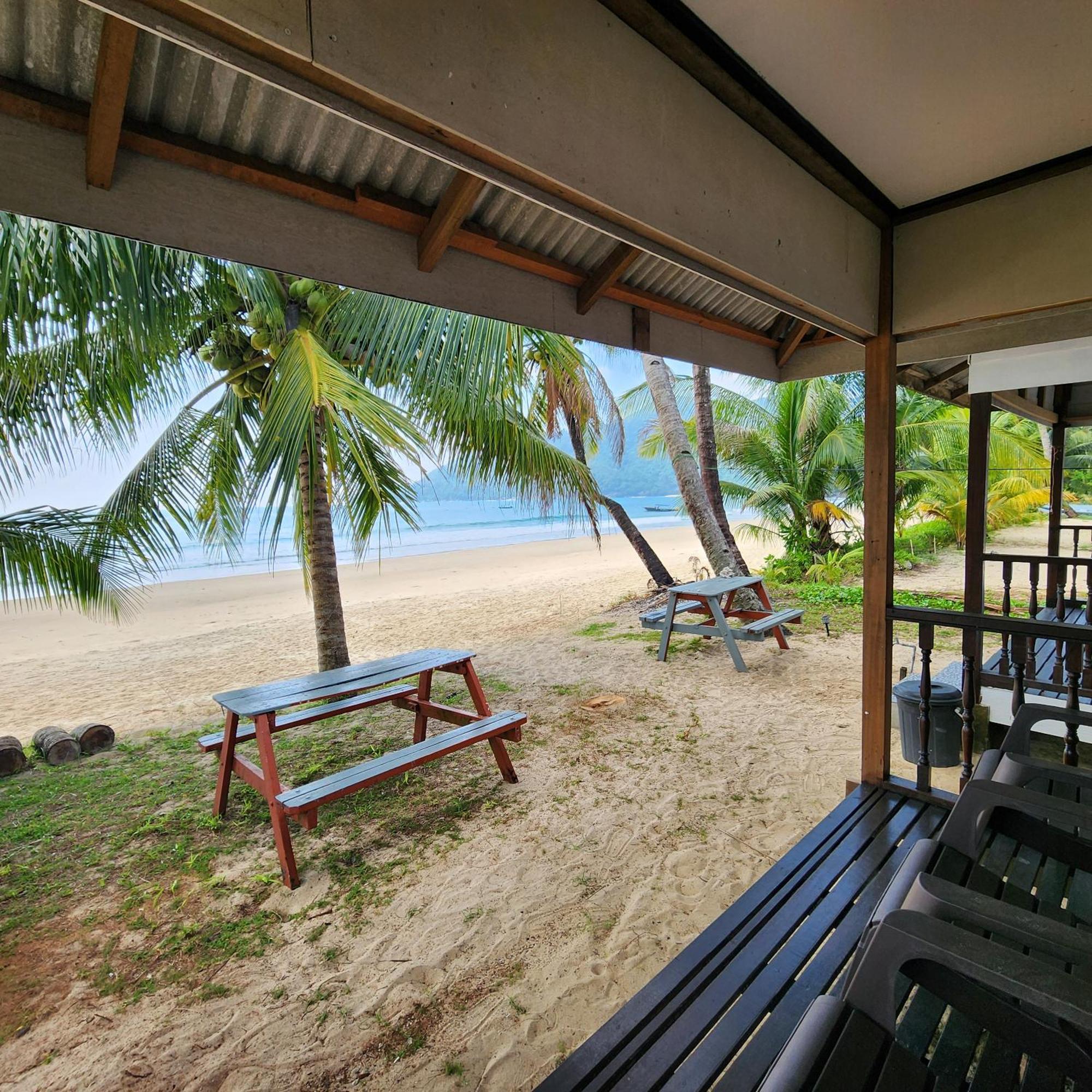 Permai Chalet Tioman Kampong Juara エクステリア 写真